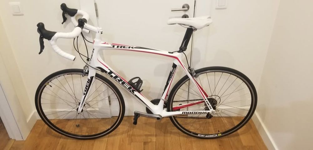Bicicleta de estrada  de carbono  trek