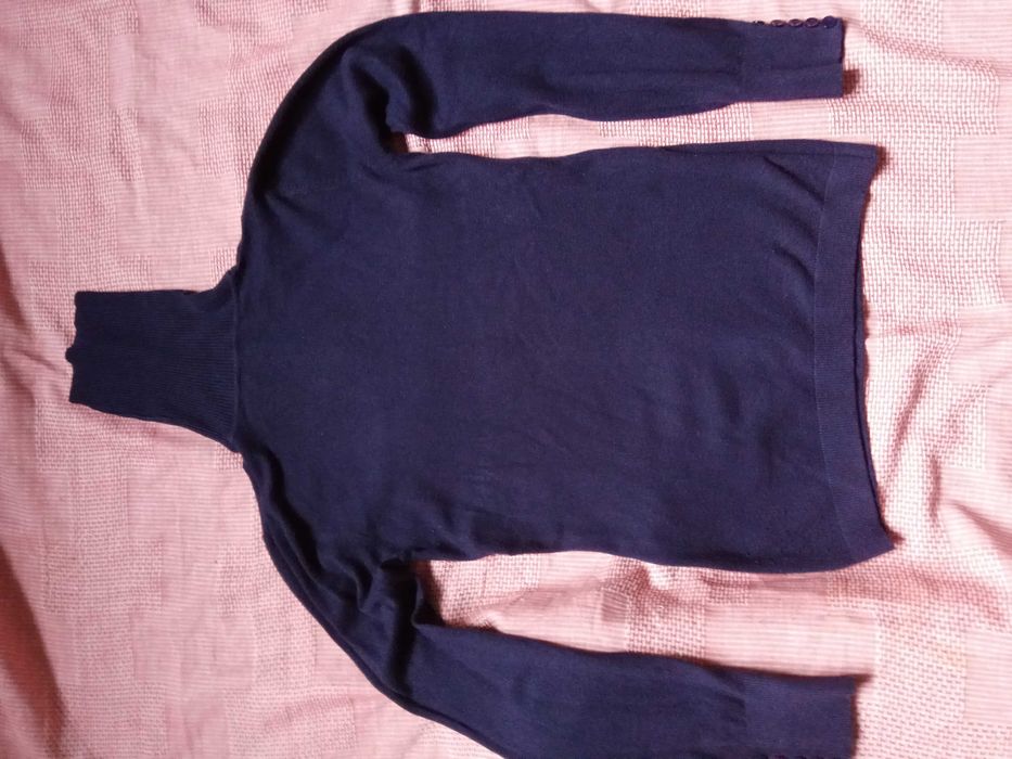 Свитер женский  темно-синий