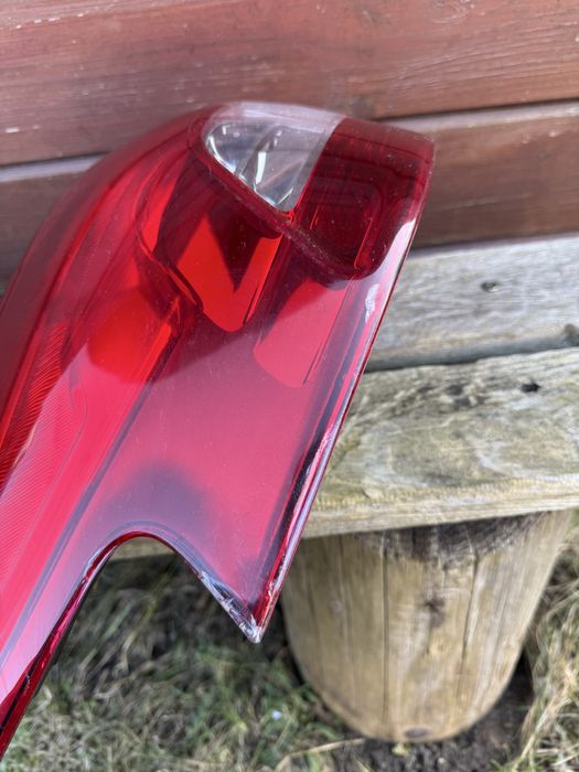 Lampa tylna lewa Citroen c5 kombi 10-12rok