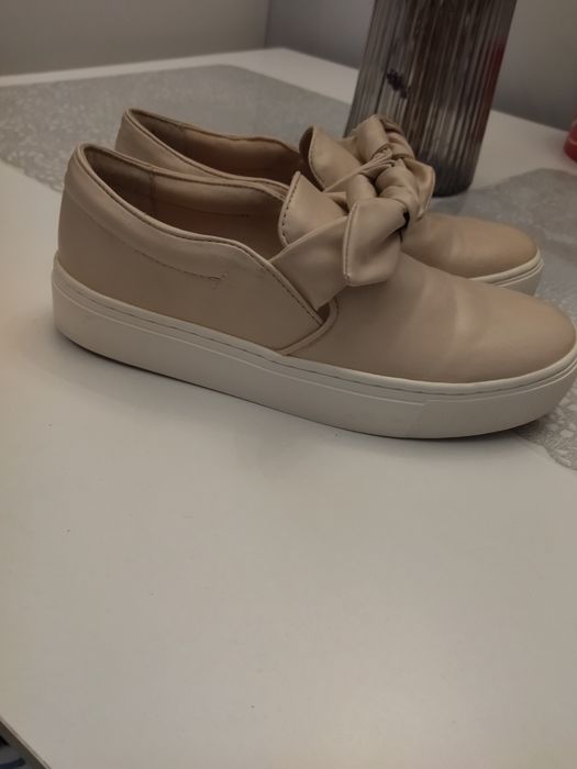 Zara półbuty w bdb stanie
