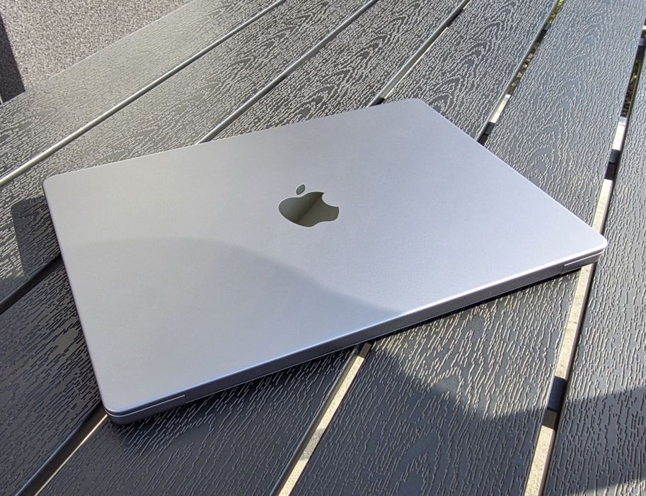 laptop Apple Macbook Pro 14 M2 Pro 16gb/512gb bdb bateria 98%