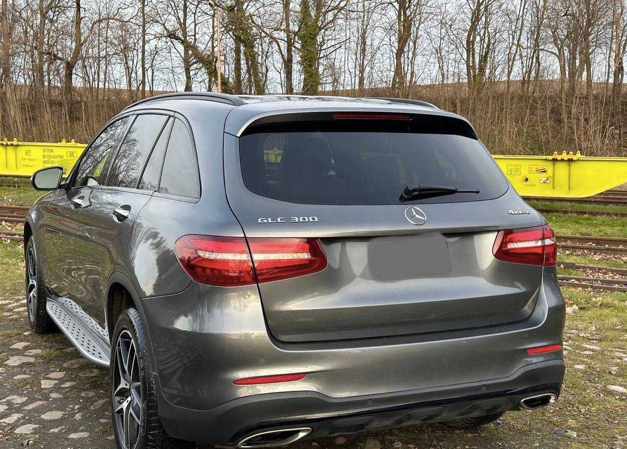 Продам Mercedes GLC 2017 года