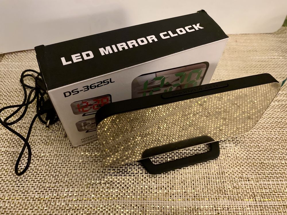 OEM Budzik elektroniczny zegar LED termometr lustro DS-3625L