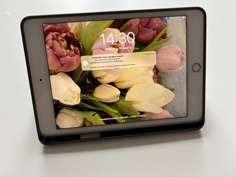 Продам iPad mini 5 64 GB