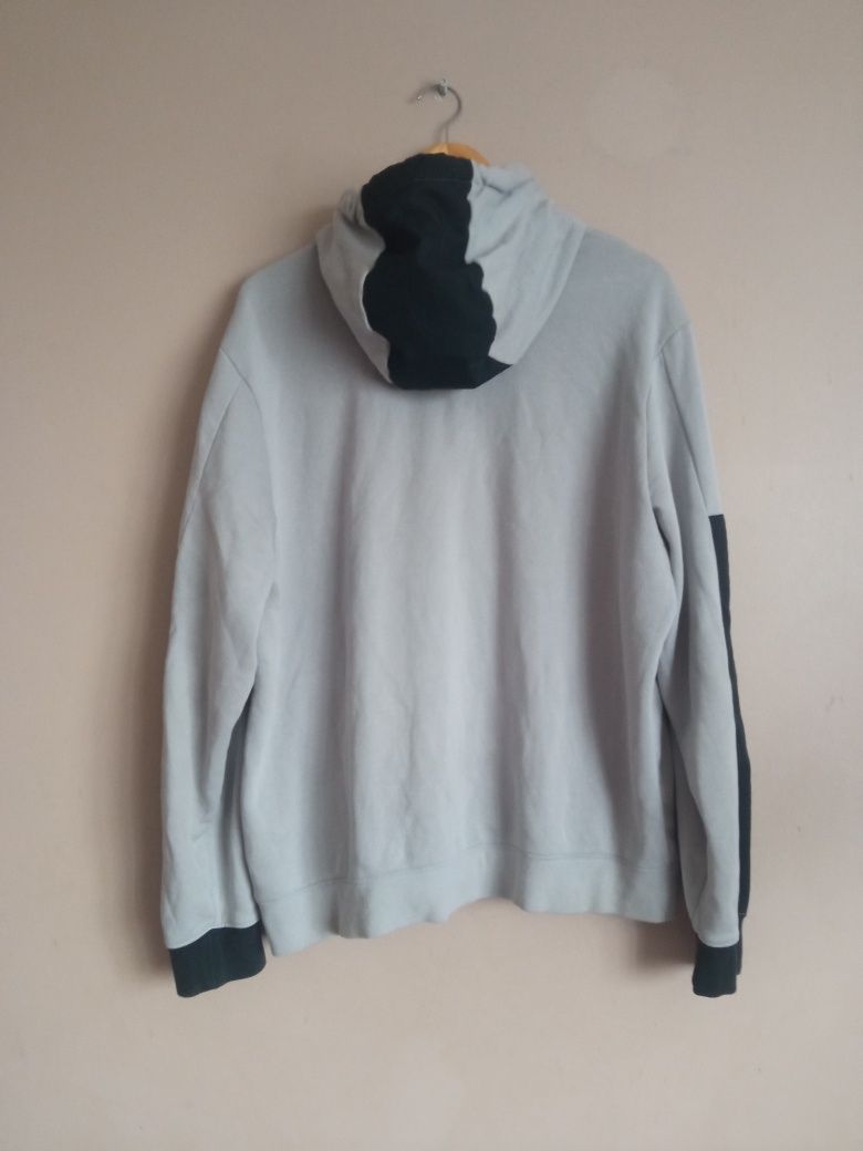 Szara bluza z kapturem Nike