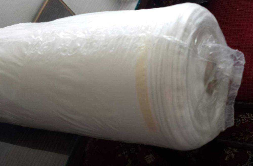 Sprzedam satynę ecru