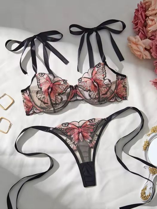 Продам женское белье