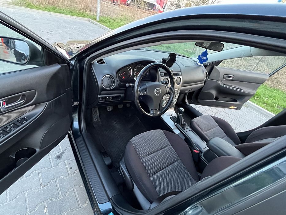 Mazda 6 2004 r benzyna REZERWACJA
