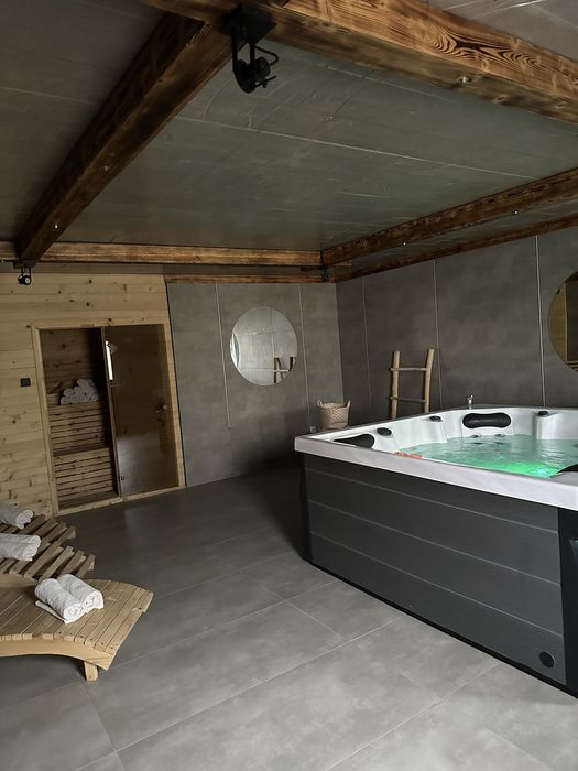 Domy do wynajęcia  na wyłączność. Basen , jacuzzi, sauna.