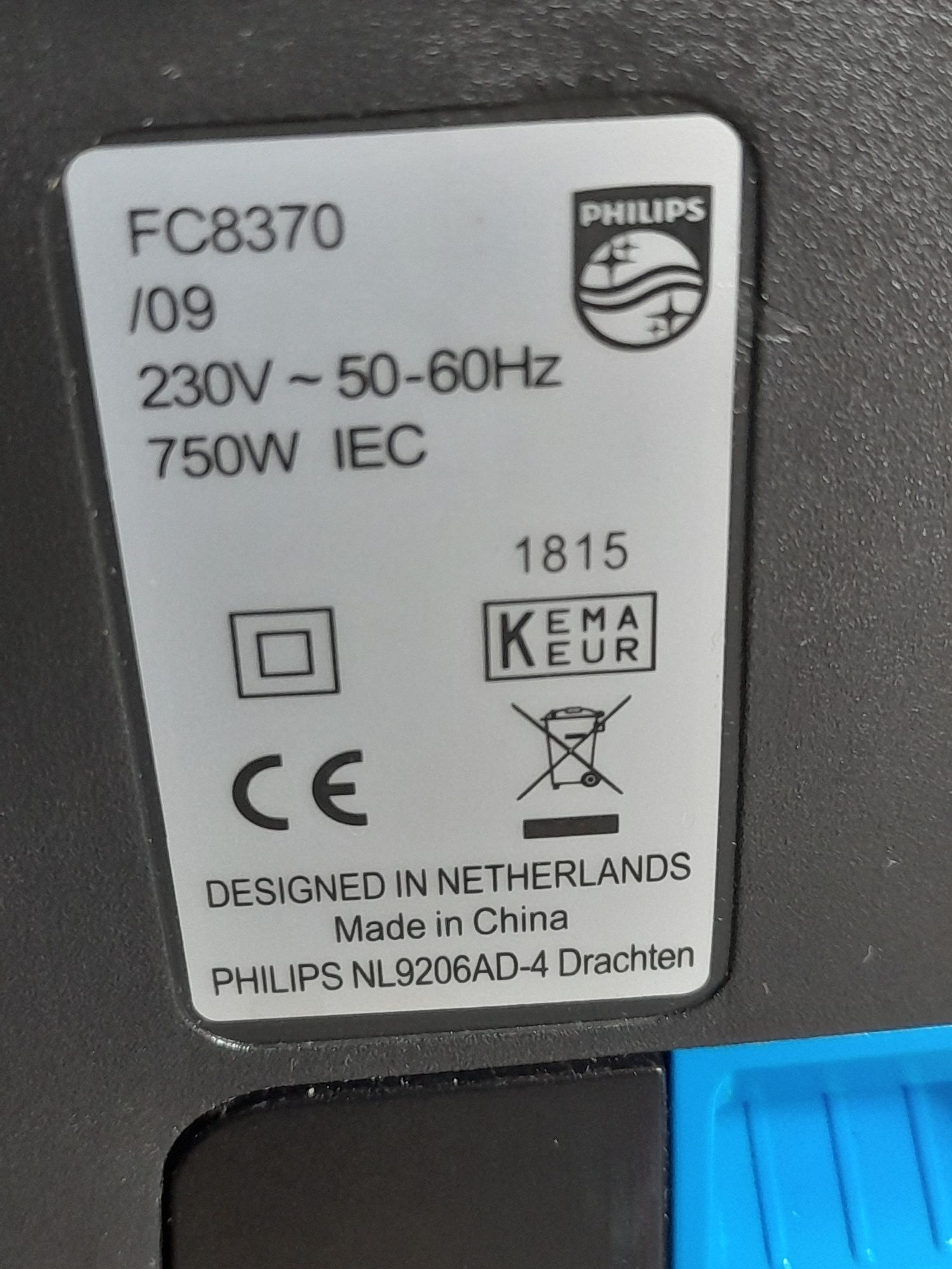 Пилесос  Philips FC8370.NL