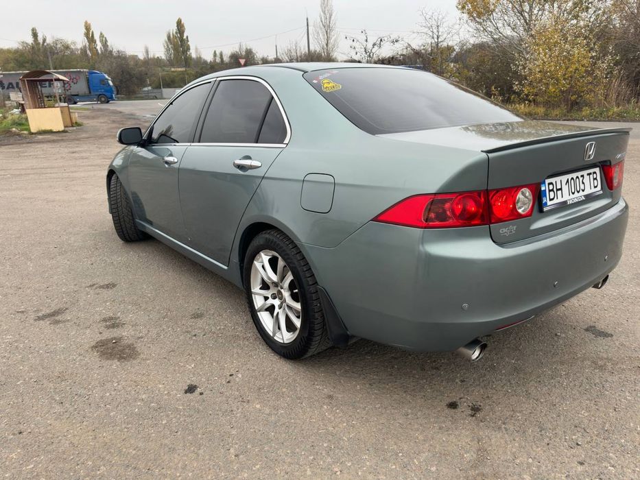 Срочно Хонда Аккорд, состояние отличное
