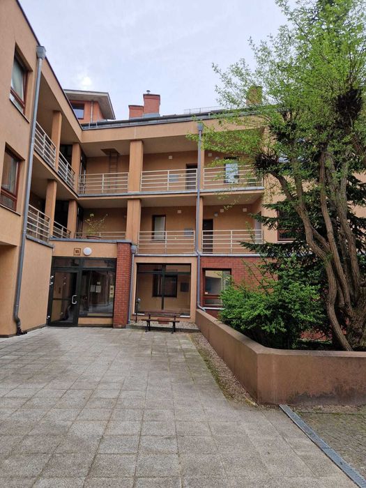 Wynajmę mieszkanie 2 pokojowe niedaleko Jasnych Błoni