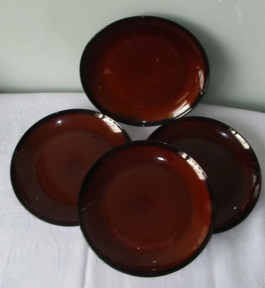 Cztery talerzyki deserowe- porcelit Pruszków