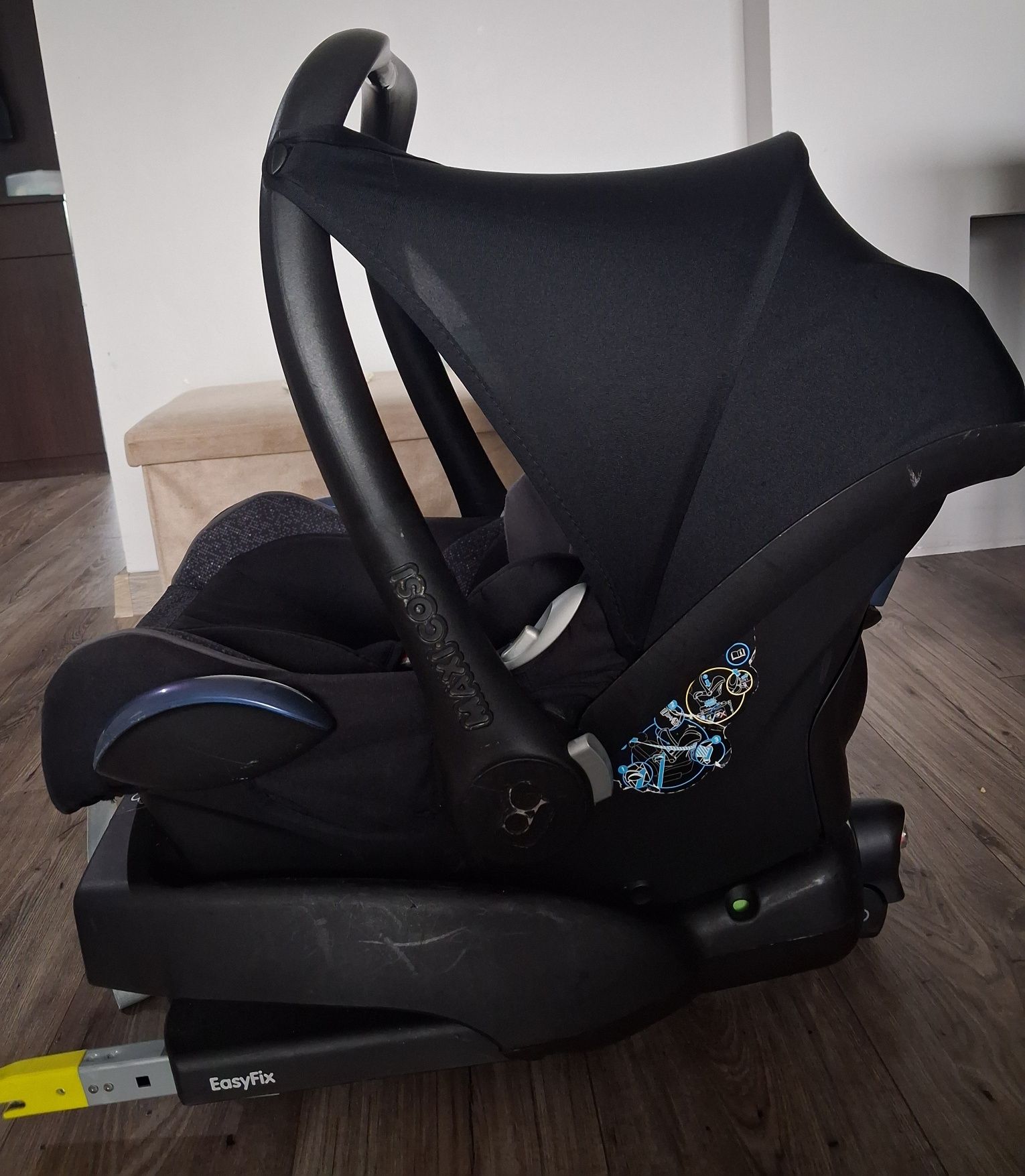 Fotelik MaxiCosi Cabriofix + baza MaxiCosi