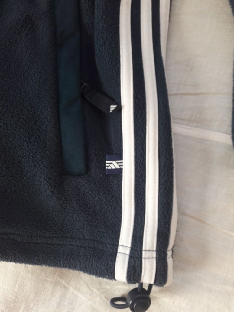 Флисовая кофту  Adidas оригинал.