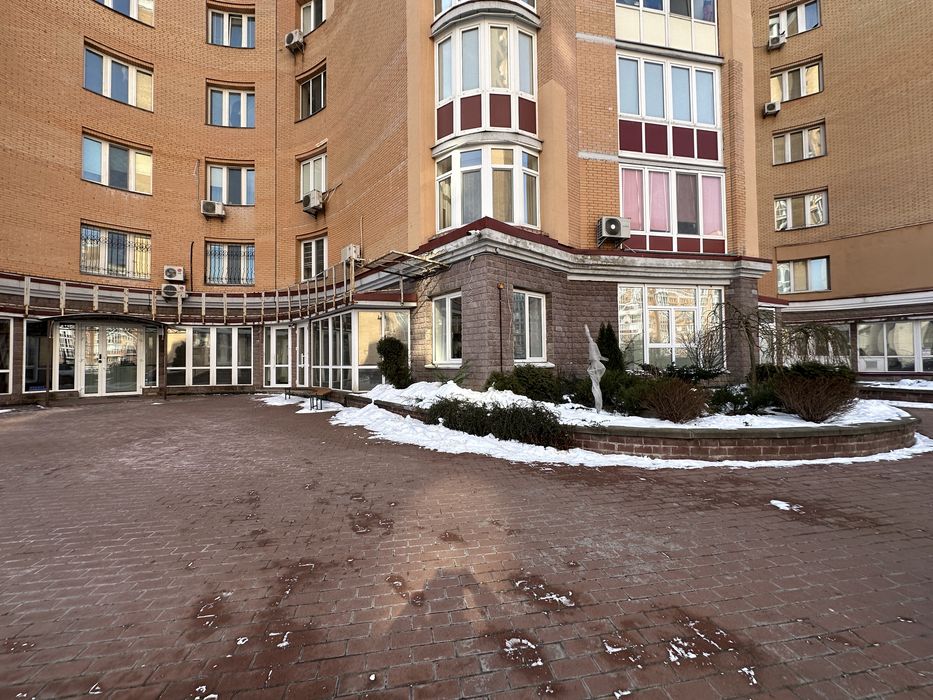 Продажа комерческого помещения на оболонских липках