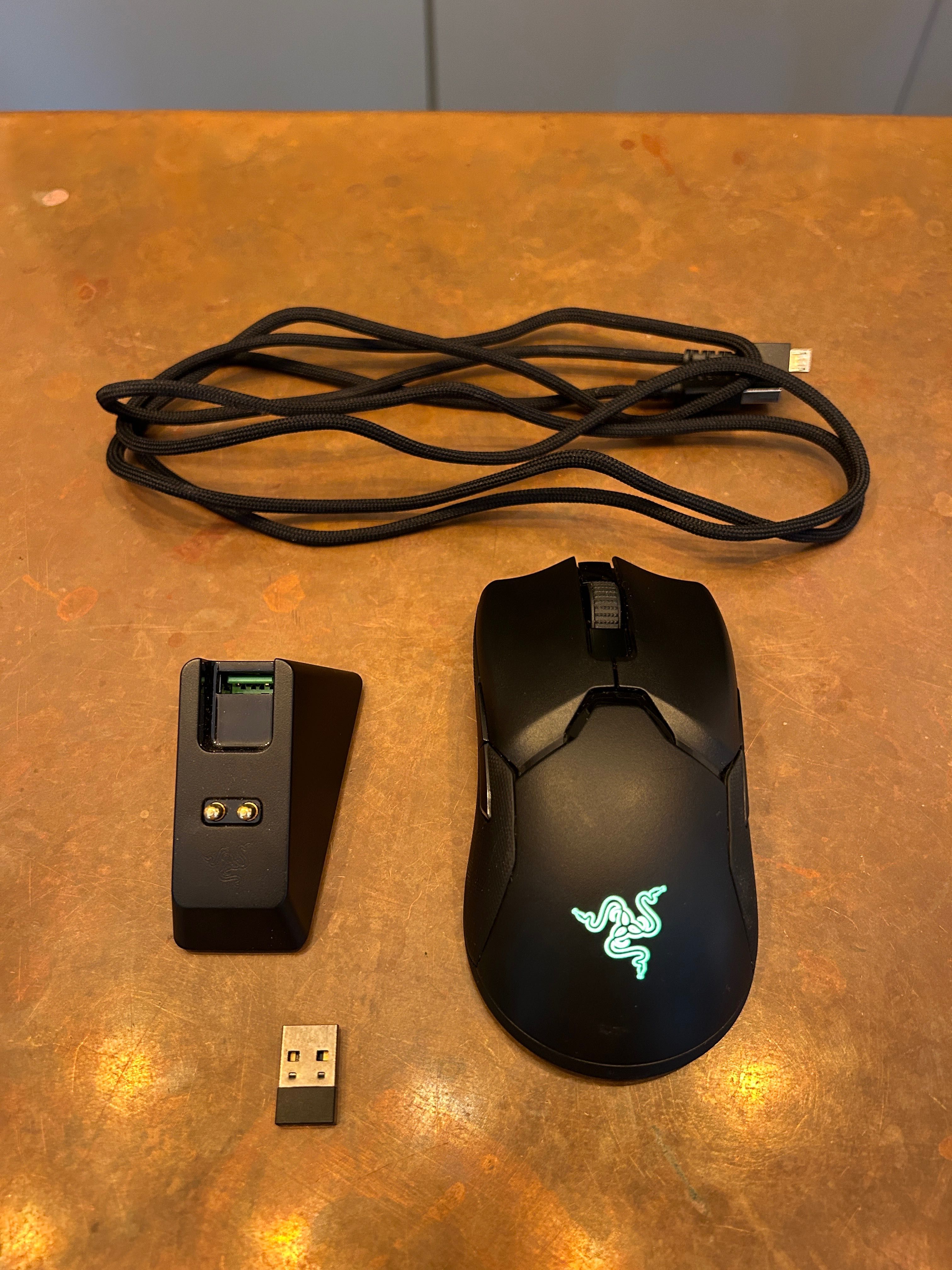 Mysz gamingowa Razer Viper Ultimate + Dock