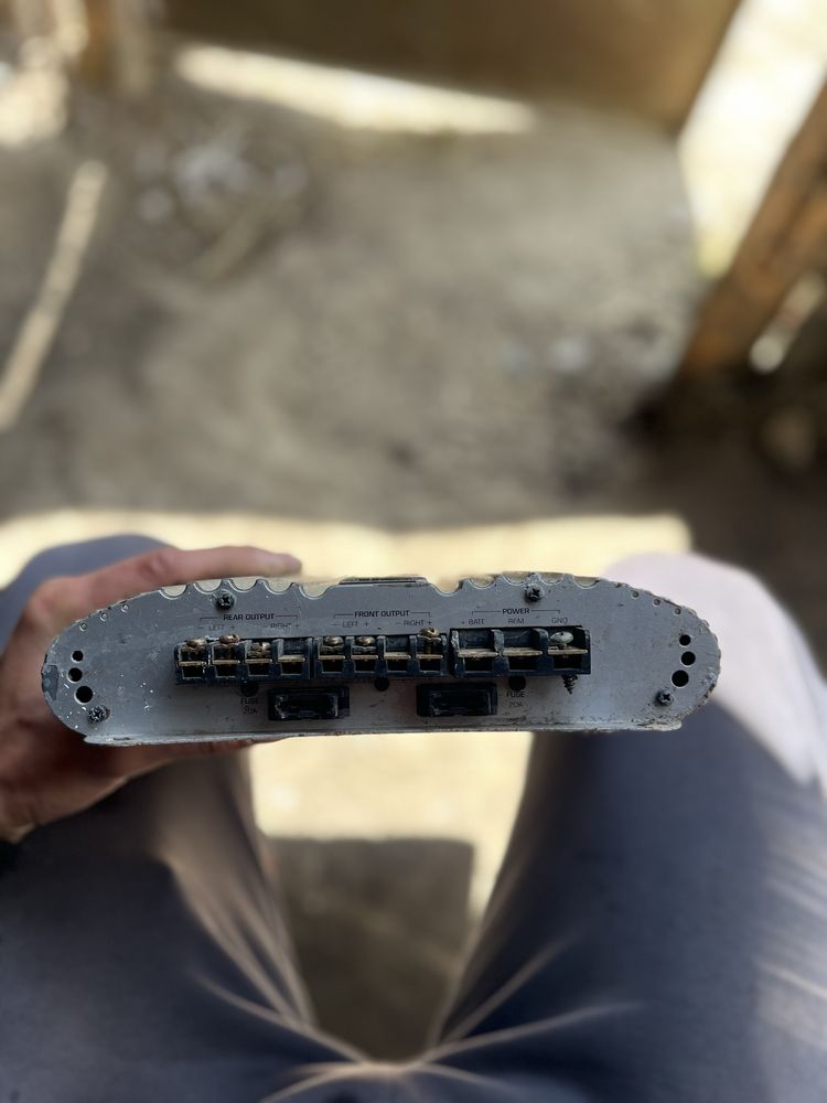 Підсилювач,усилитель звука Prology AV-470