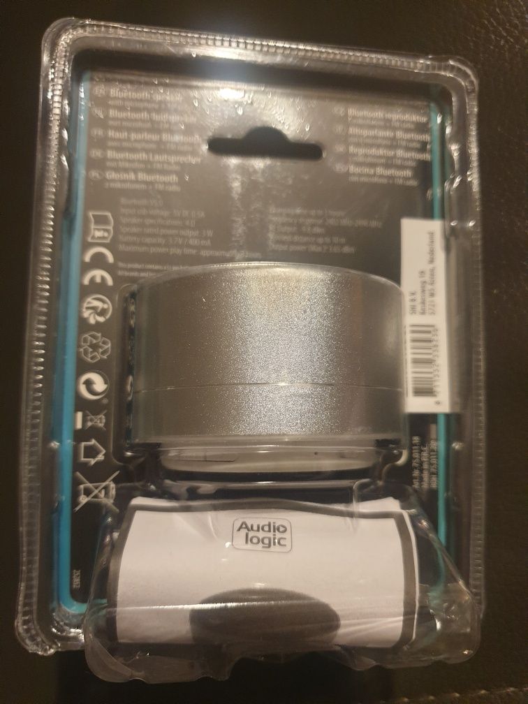 Głośnik Bluetooth z mikrofonem + radio FM srebrny
