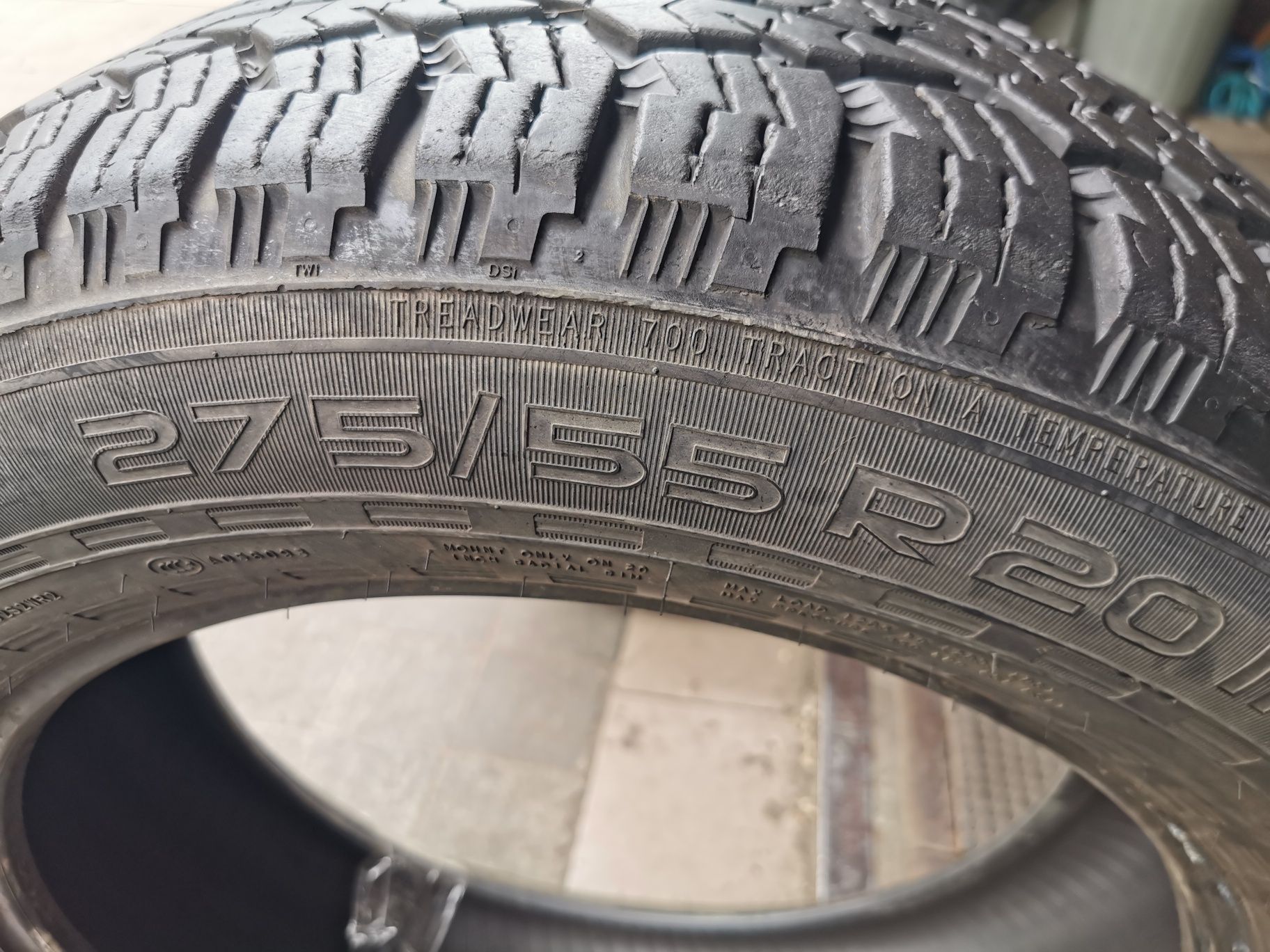 Пара шин 275/55 R20 Nokian rootiva