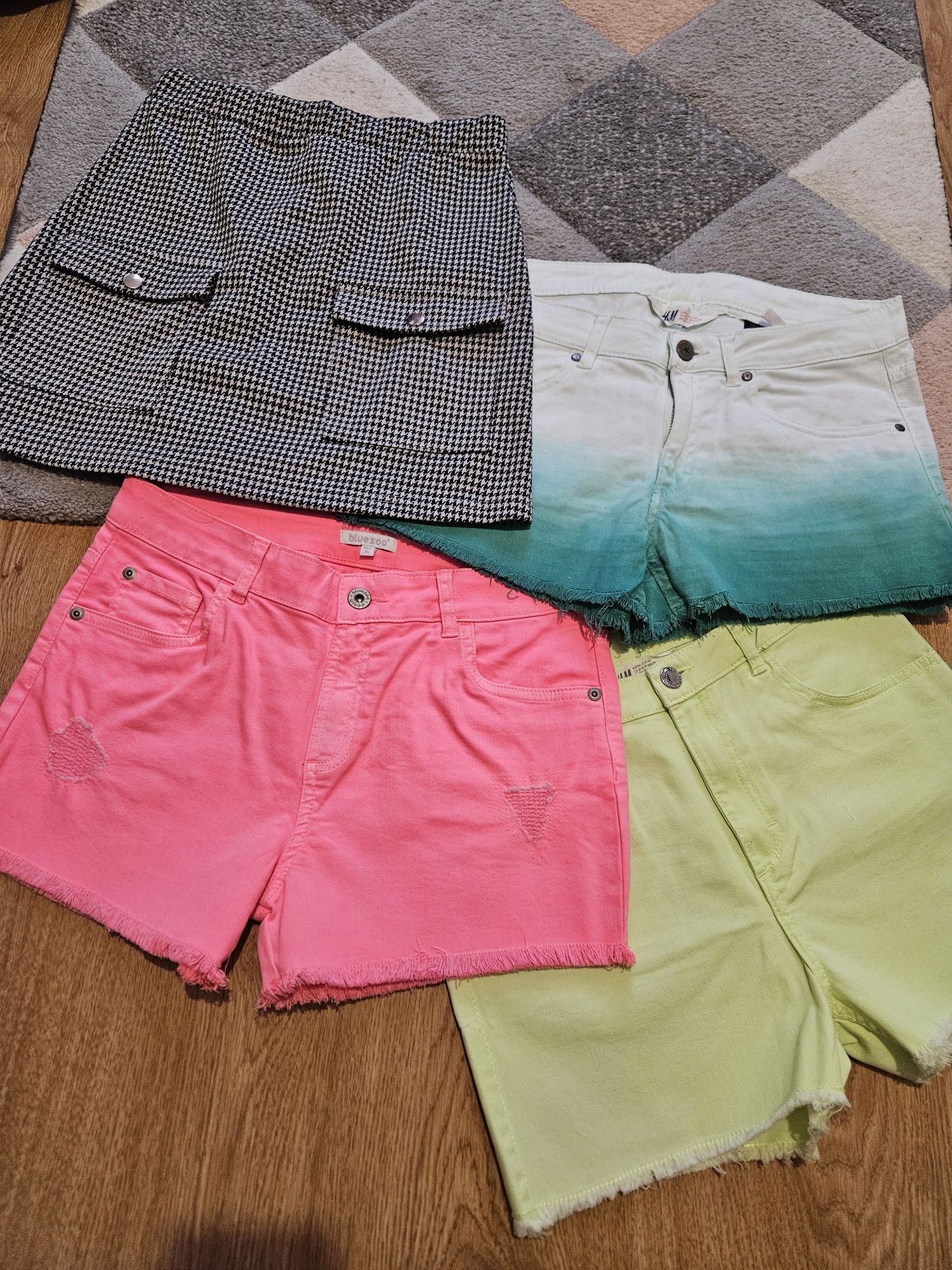 Zestaw paczka  ubrań 158/164 bluzy t- shirty h&m Reserved