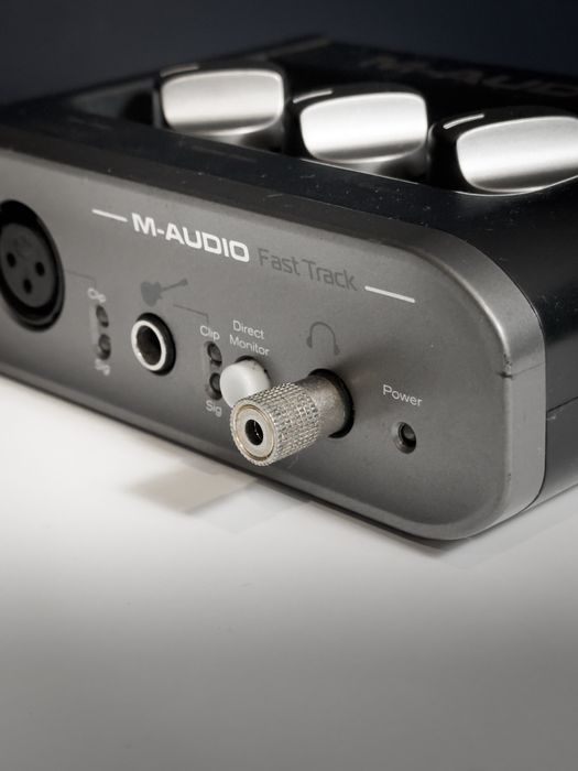 Interfejs audio M-AUDIO Fast Track v2 – stan dobry