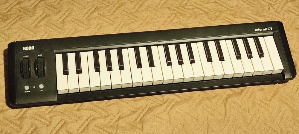 Teclado MIDI Korg Microkey2-37