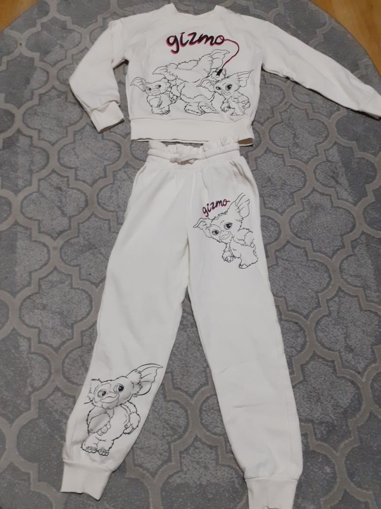 Dres dla dziewczynki gizmo
