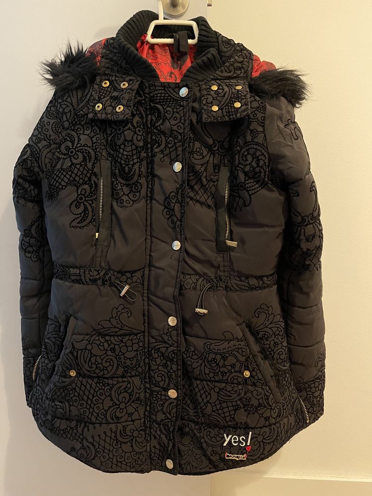 Casaco de inverno alcochoado Desigual preto