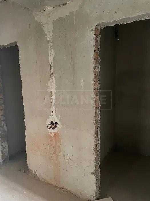 Центр. 740дол м2 за ГОТОВУ 3к квартиру в новобудові вул. Незалежності