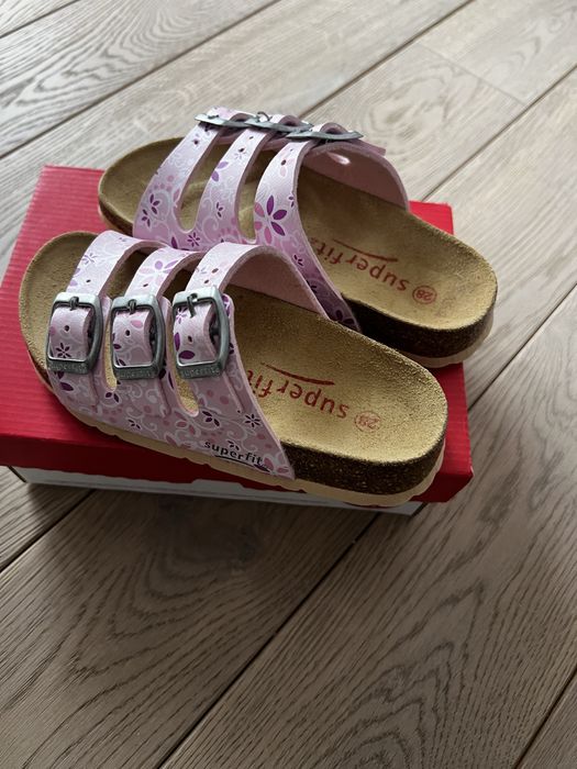 Klapki superfit rozm 28