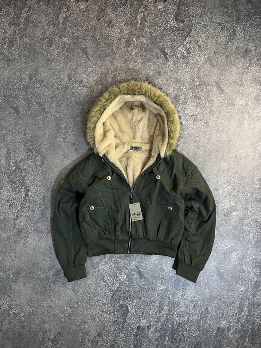 Бомбер с мехом хутром аляска куртка курточка пуховик alpha industries