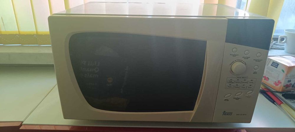 Microondas Teka semi novo