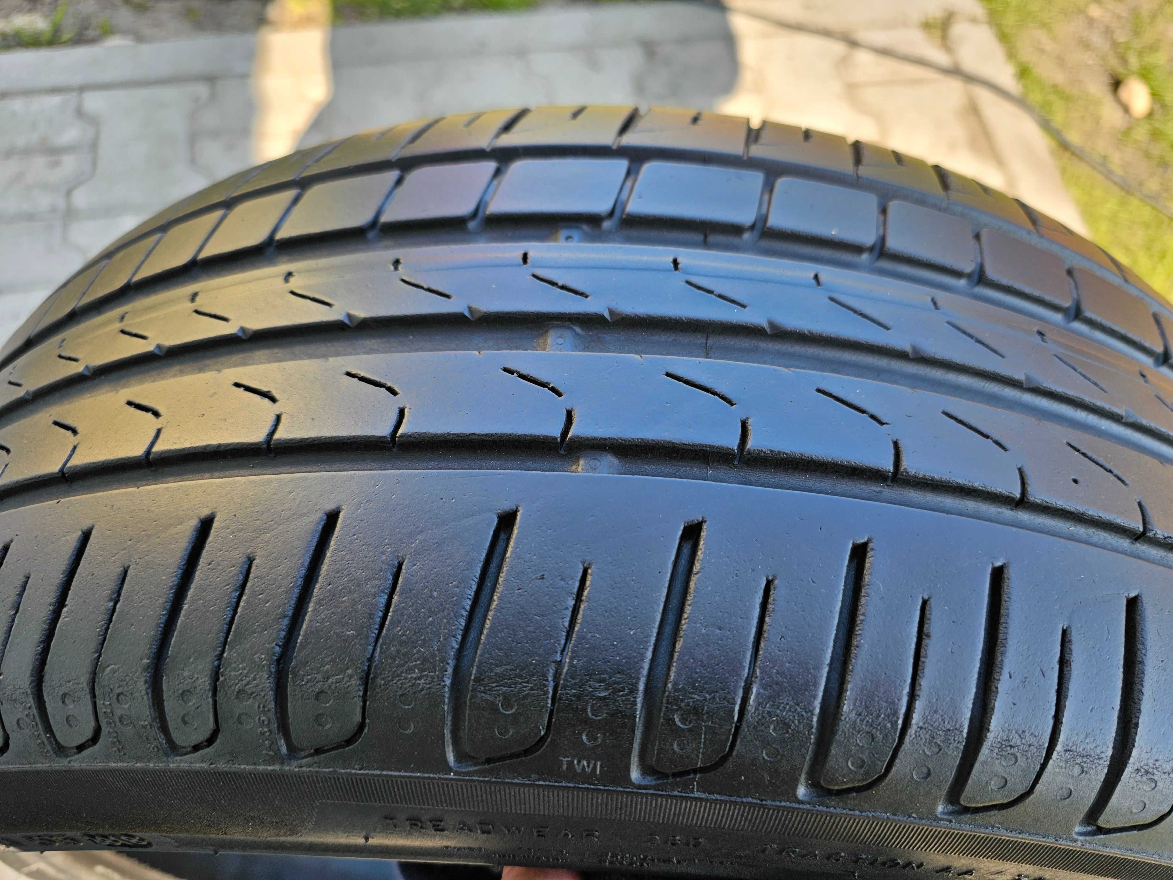 Lato Pirelli 215/45 R18 5mm