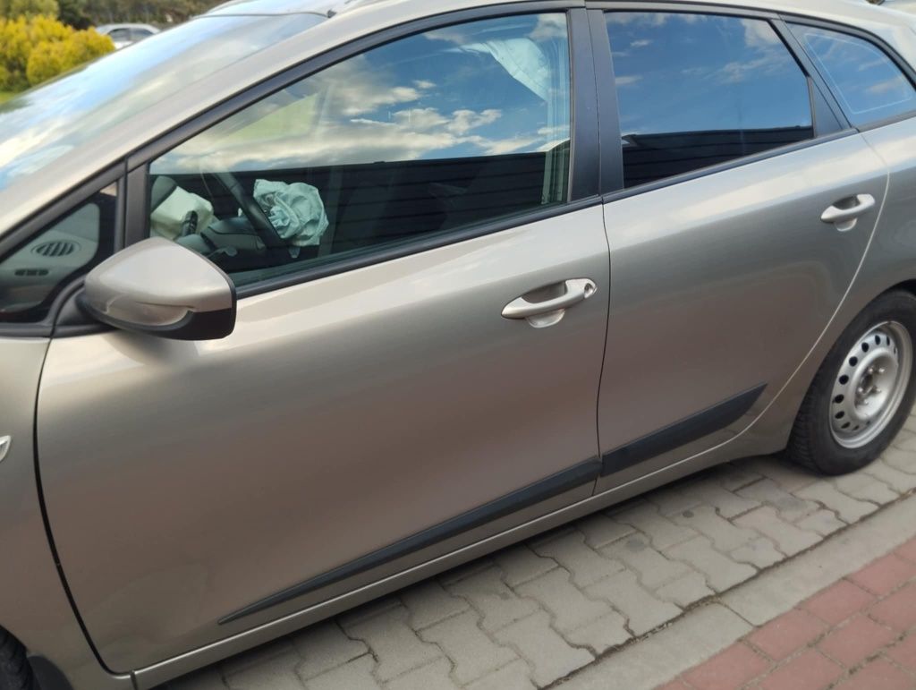 Ceed II kombi klapa zderzak lampa drzwi a3