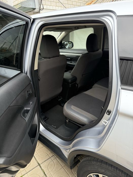 Продам Mitsubishi Outlander