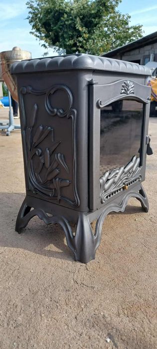 Vendo salamandra muito antiga em ferro  fundido