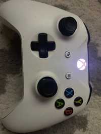 Pad biały Xbox używany