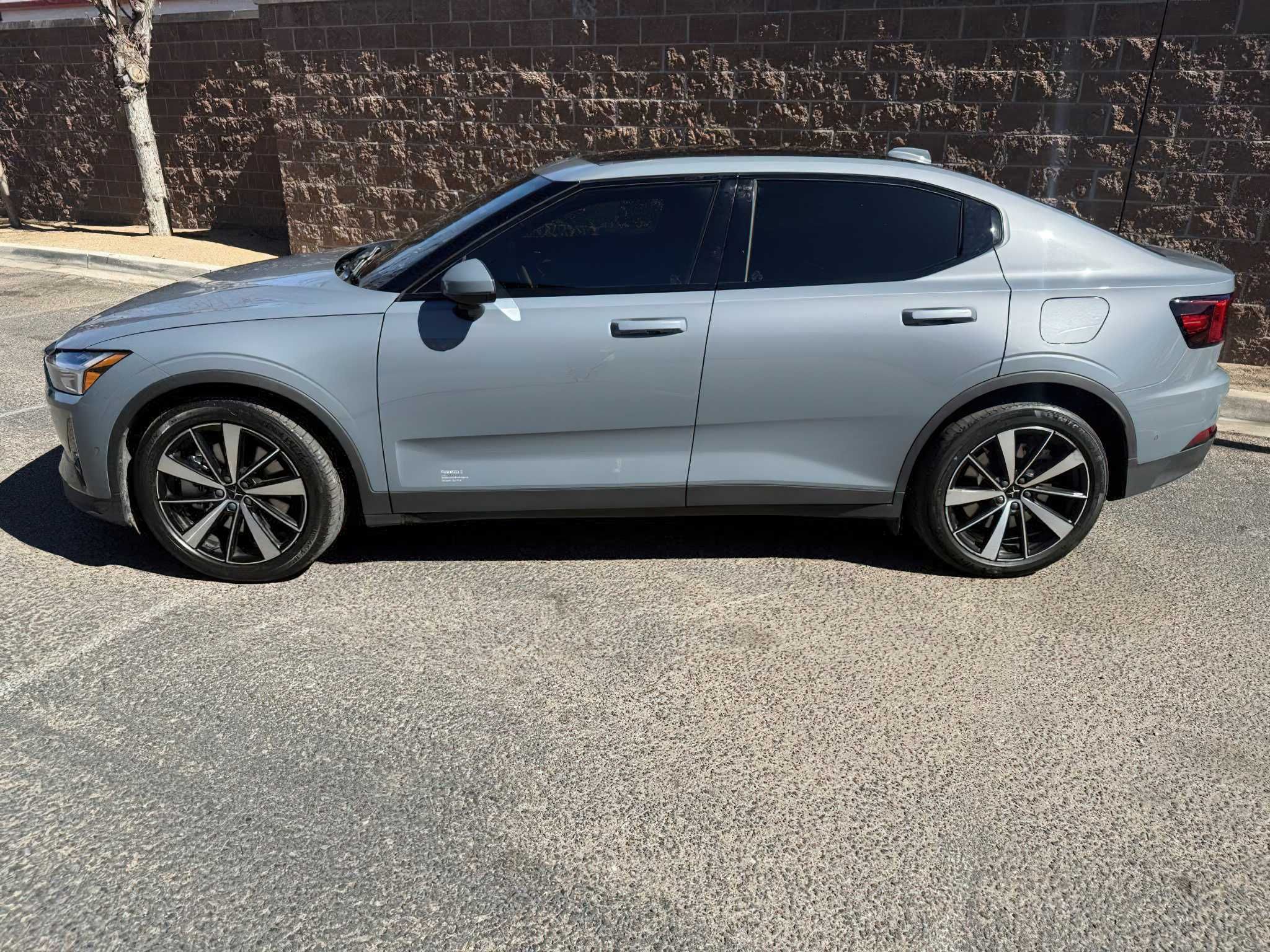 Polestar 2  Long Range Dual Motor 2022