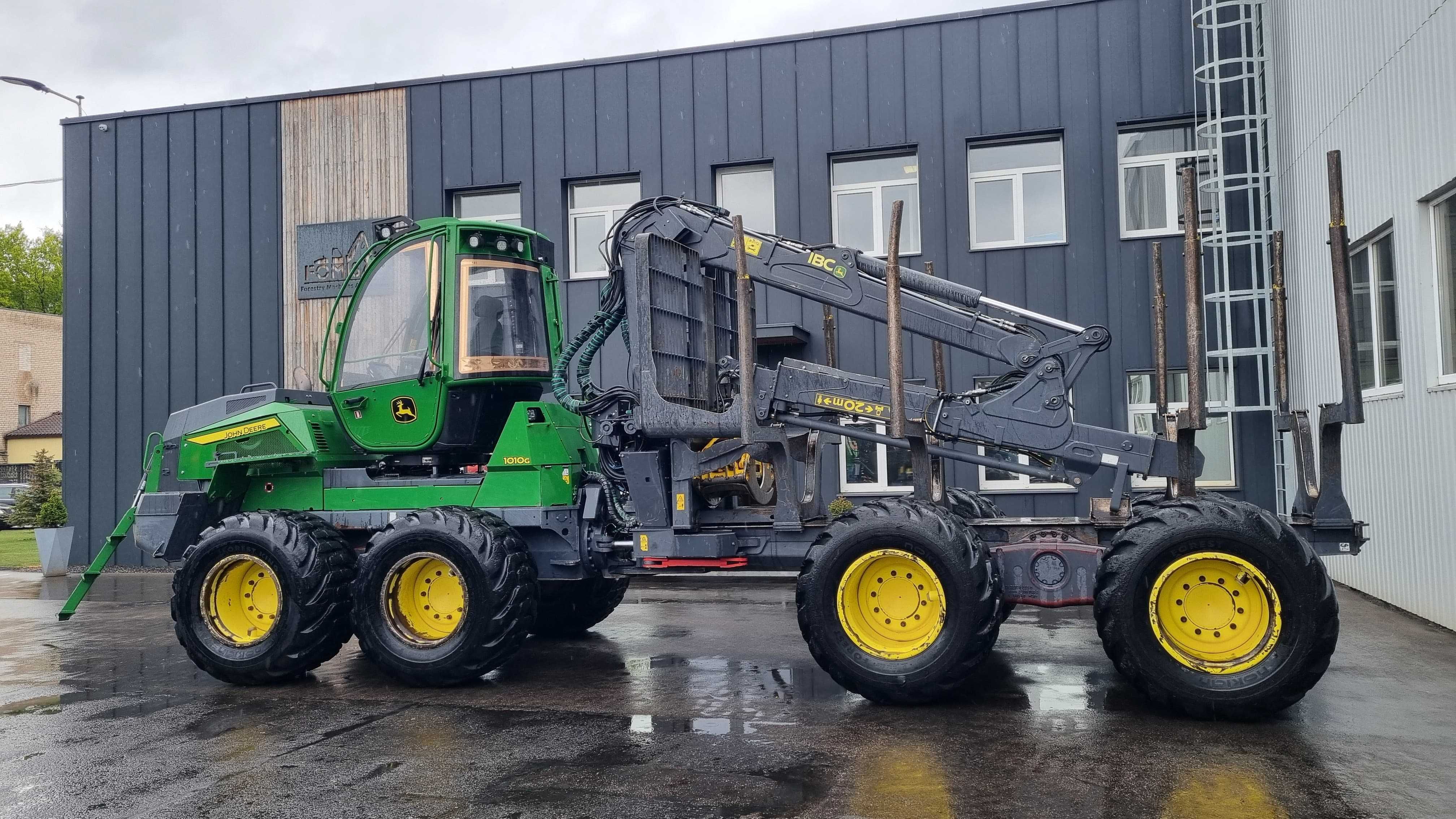 John Deere 1010G Forwarder
