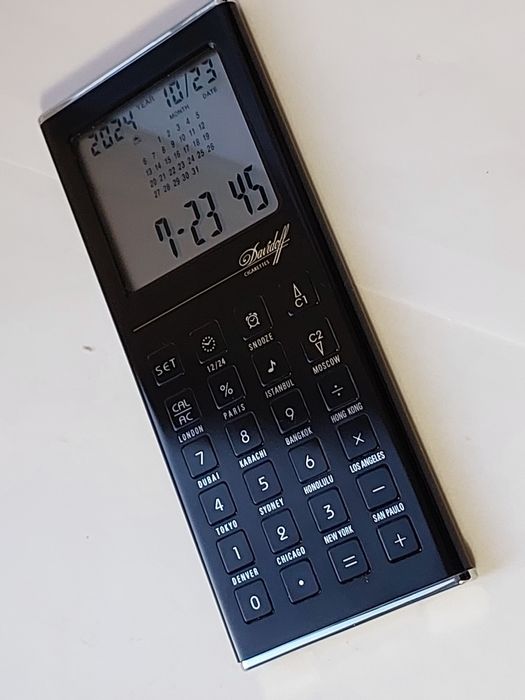 Карманный калькулятор часы оргонайзер