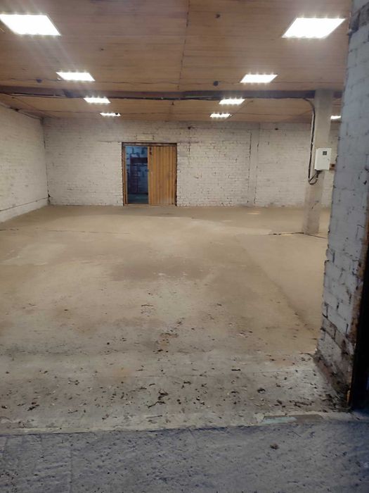 Продам приватизированный земельный участок с постройками в Равнополье