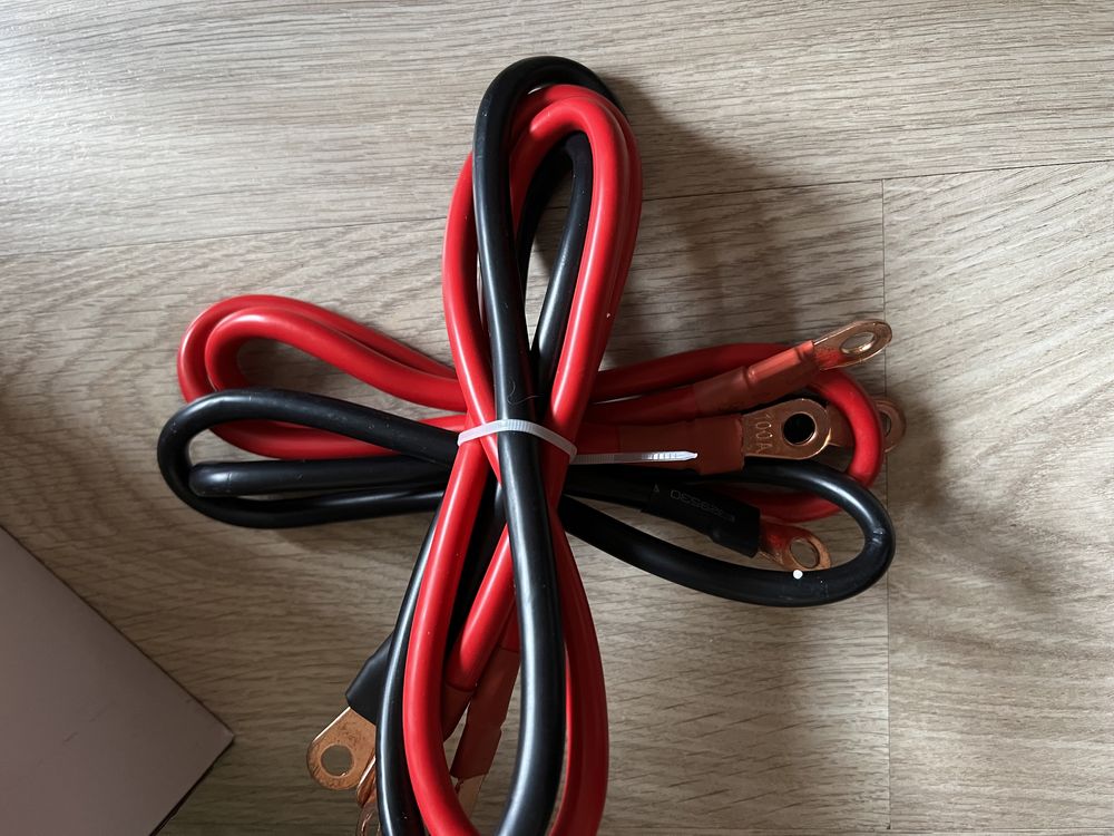 Інвертор перетворювач напруги Volt IPS-4000 12V/230V 4000W