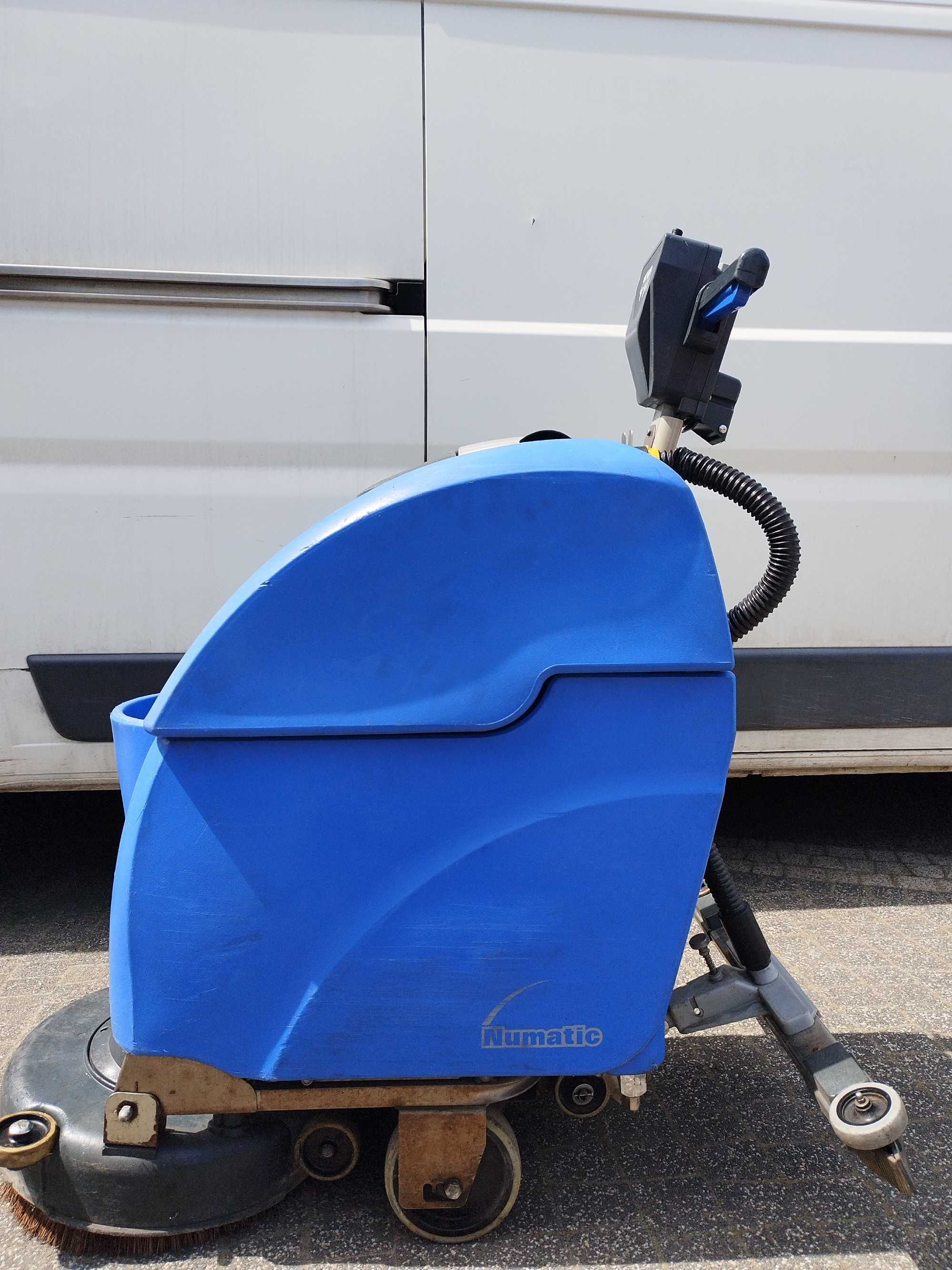 Szorowarka Numatic TTB 3450/100T *Gwarancja*