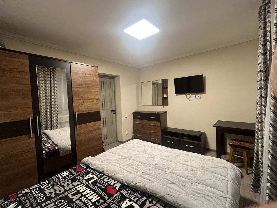 Кімната з євроремонтом у приватному будинку — вул. Шевченка, 87