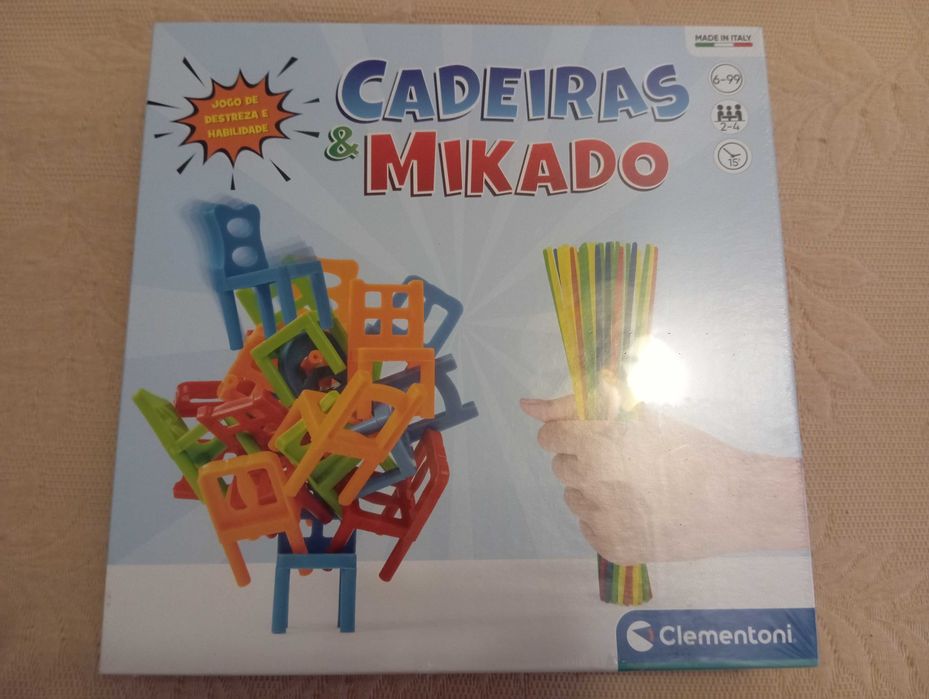 Jogo "Cadeiras & Mikado" - NOVO