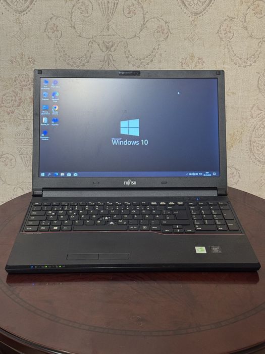 Ноутбук Fujitsu E554 i3 4th SSD 240GB