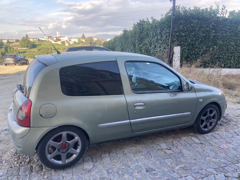 Renault  clio 1.5 dci van 2 lugares
