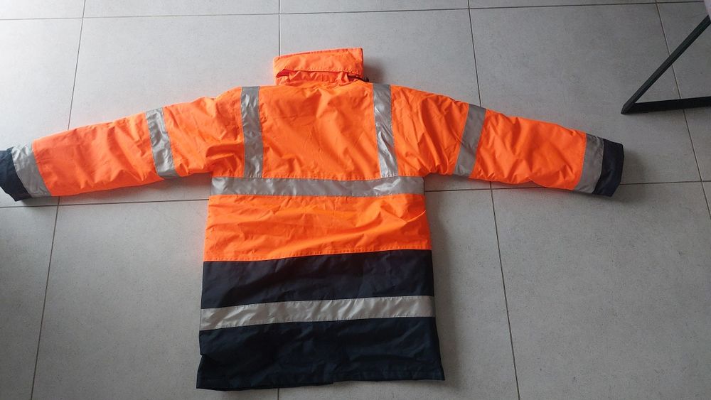 Kurtka robocza ocieplana zimowa odblaskowa ostrzegawcza M
