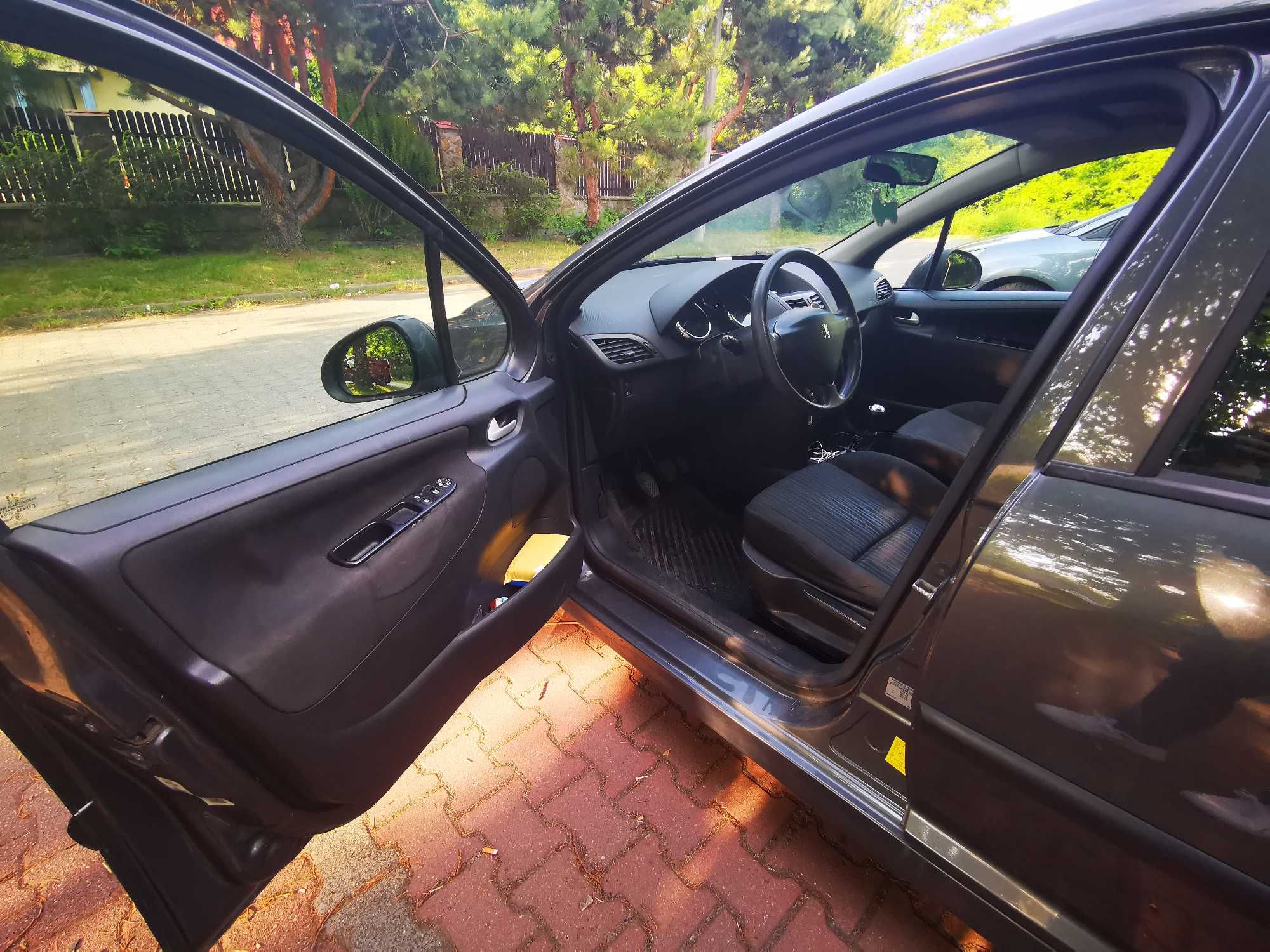 Peugeot 207 sw 1.6 hdi